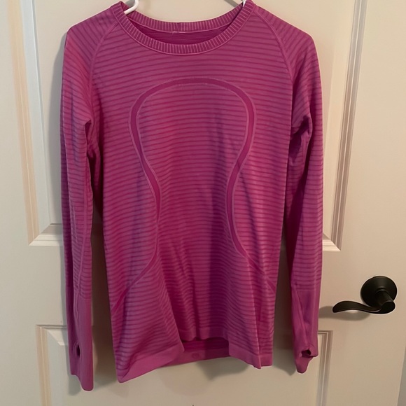 lululemon purple shirt,size 10,just has a little pilling on the arms - Picture 1 of 4